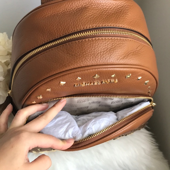 NWT MichaelKors leatherstudded backpack - Picture 5 of 8